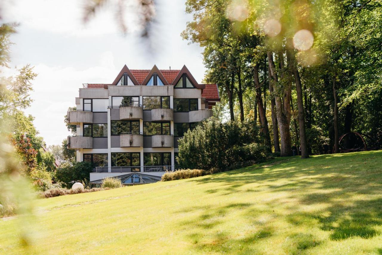 Hotel Benther Berg Ronnenberg Bagian luar foto
