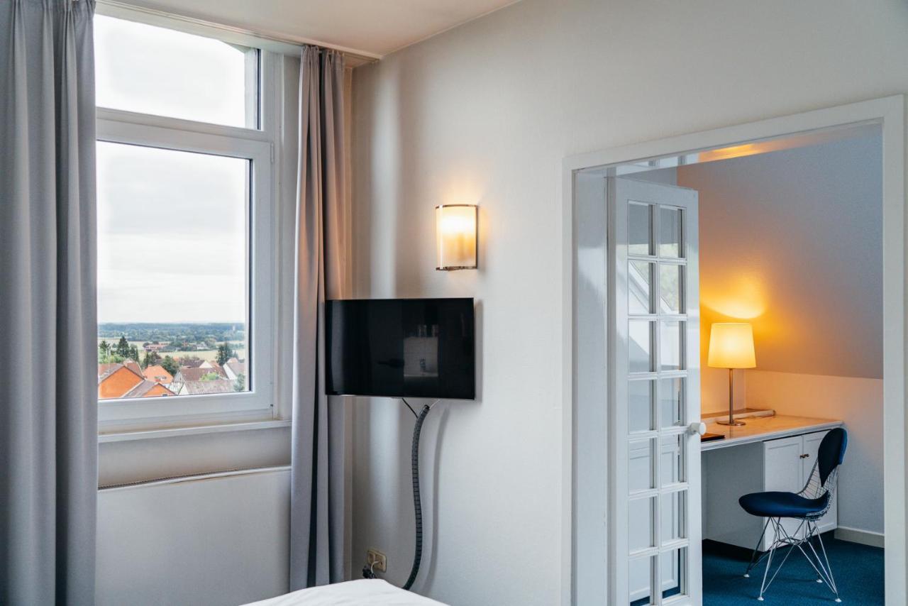 Hotel Benther Berg Ronnenberg Bagian luar foto