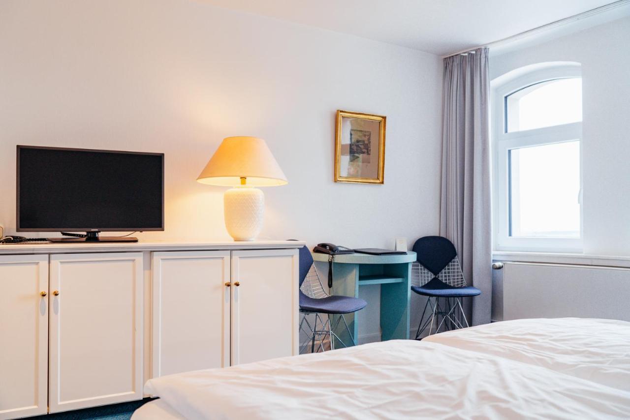 Hotel Benther Berg Ronnenberg Bagian luar foto